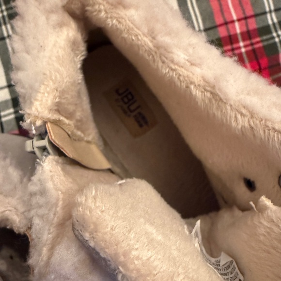 JBU by Jambu Redrock Water Resistant Faux Shearling Ankle Boots Size 9 - Picture 11 of 13